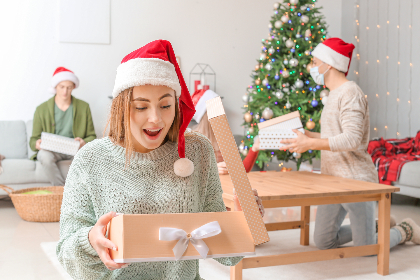 有多少人弄过自己女儿 有多少人弄过自己女儿